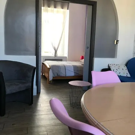 Apartment 46 Avenue Pasteur